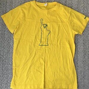 Yellow Statue of Liberty With Skull T-Shirt Roly Kaloo Size Medium M